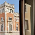 Parlamento Apartment